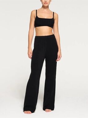 🖤✨NWT SKIMS Cozy Light Bralette Onyx Medium🖤